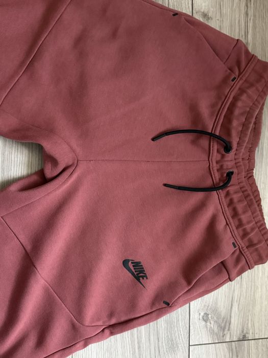 Pantaloni nike tech fleece old season