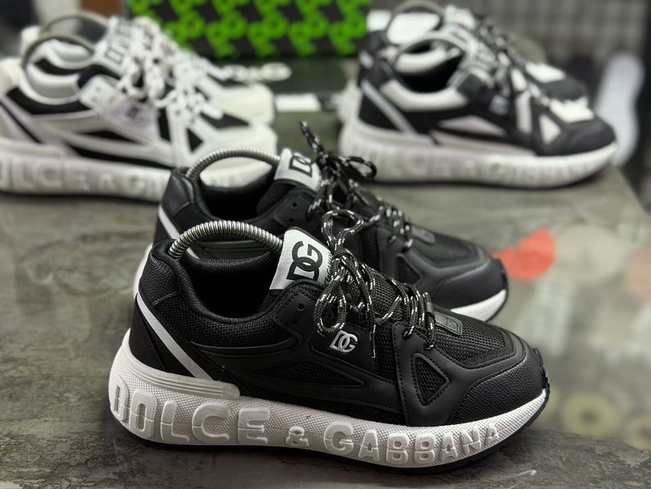 Adidasi dama si barbati