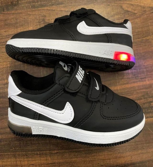 Светещи кецове 22,23,24,25,26,27,28,29,30