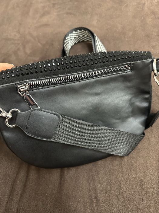 Чанта със камъни за кръст