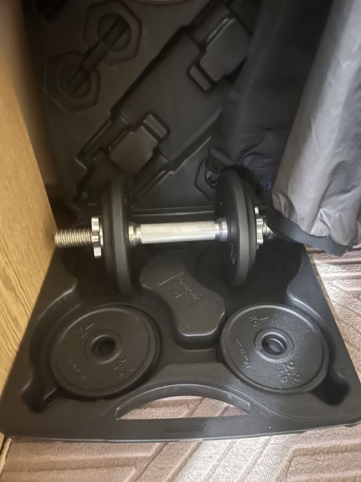 Дъмбели по 10кг всяка