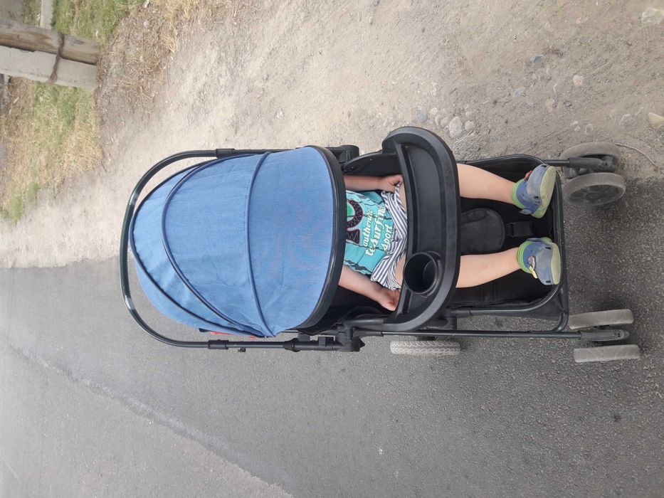 Продам каляску за 10000