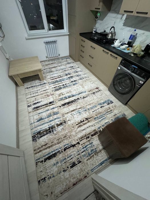 Продам сваю квартиру 3 комнатную, сквозная, рещотка есть