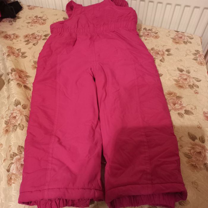 Vând 3 perechi pantaloni ski (schi) 1.5-3 ani