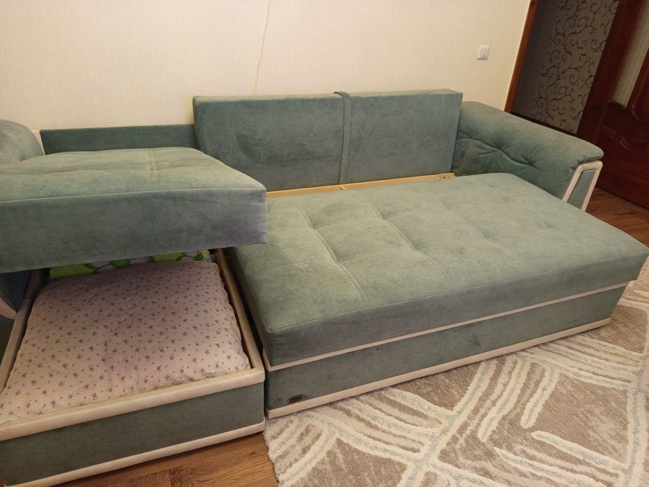 Продам угловой диван