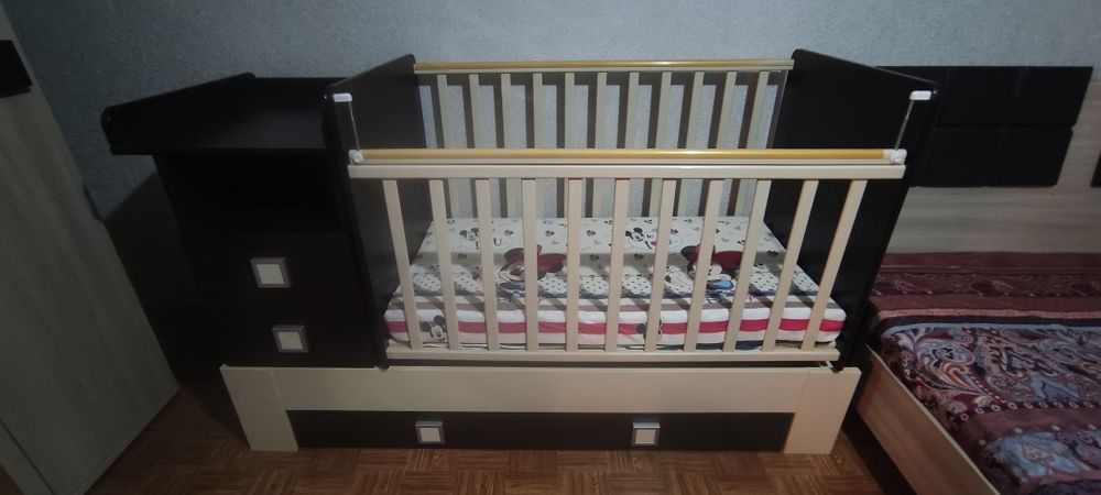 Дестская кроватка