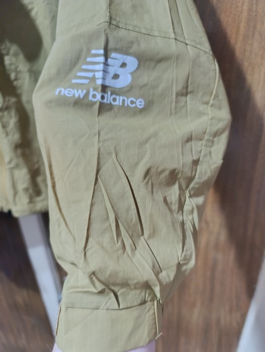 Ветровка фирменная