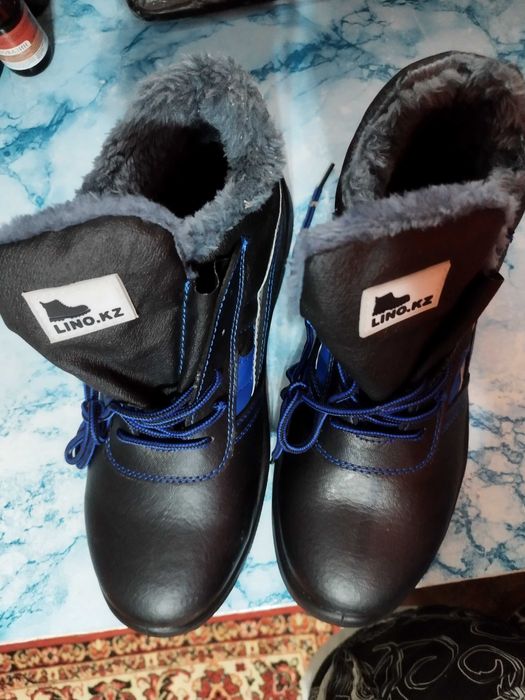зимние ботинки размер 45.
