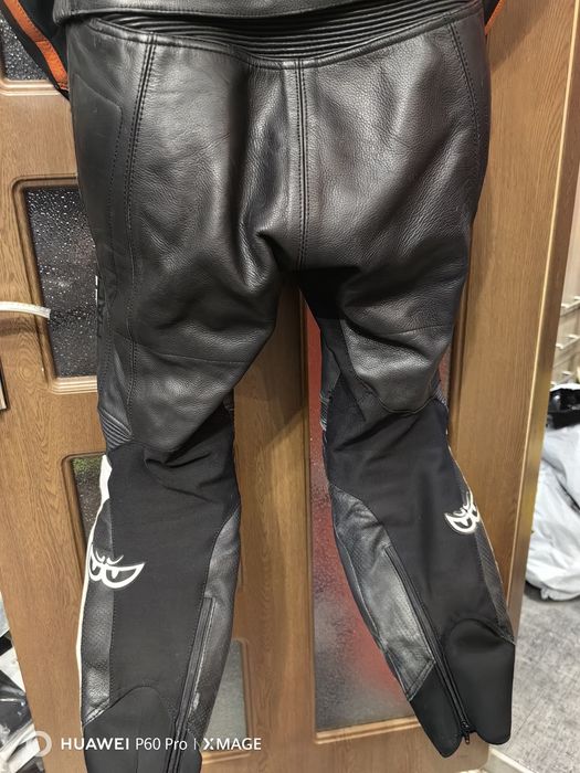 Мото екип Berik 2.0

Размер 48