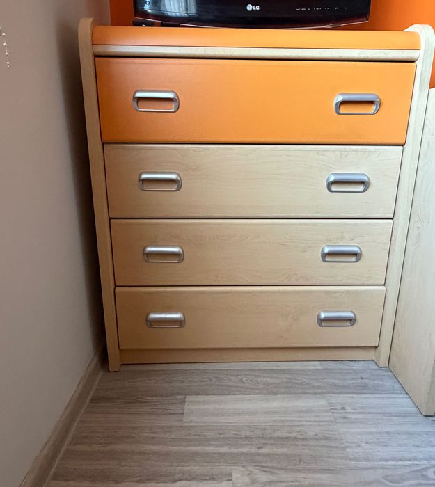 Обзавеждане за стая