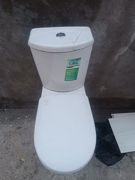 Унитаз для уборной