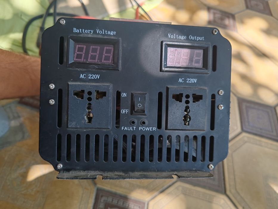 Power invertor xcl 1000