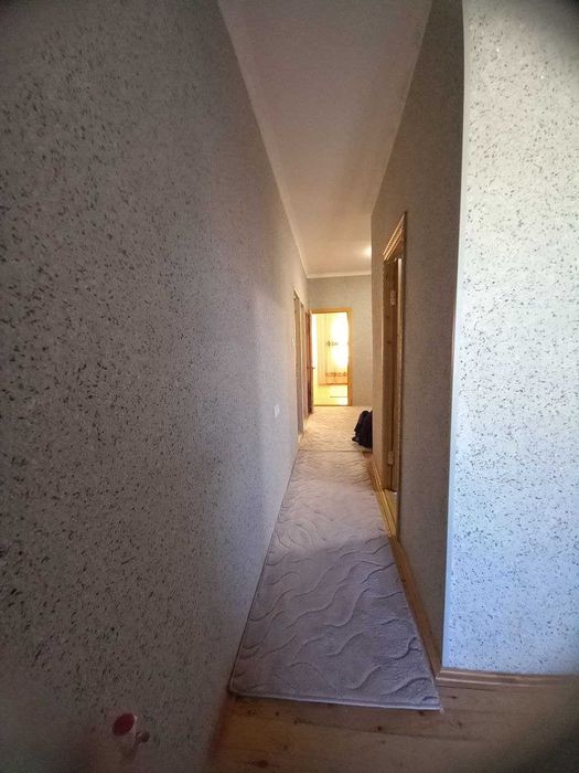 5 мкр А. Сомийда 4 хонали квартира сотилади.