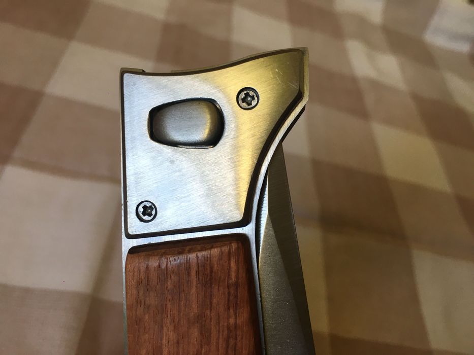 Ак-47, НОВ автоматичен нож