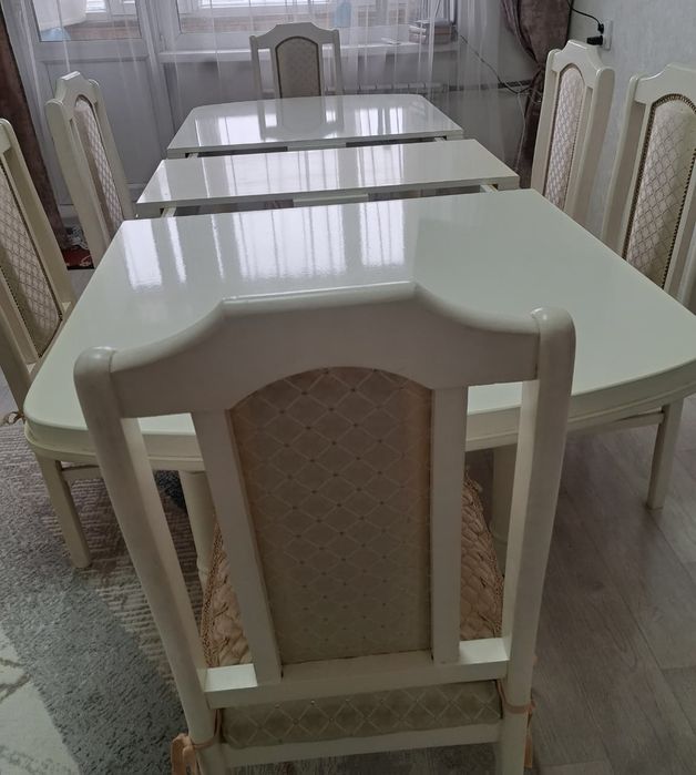 Продам стол со стульями