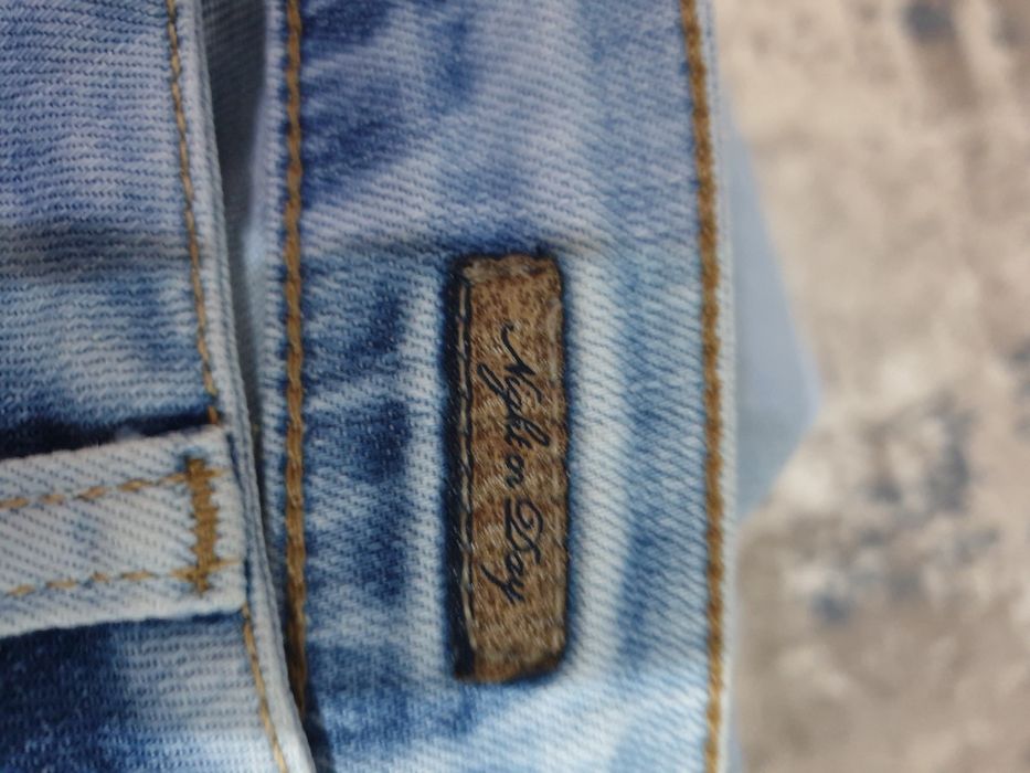 Продаю джинсы рванки