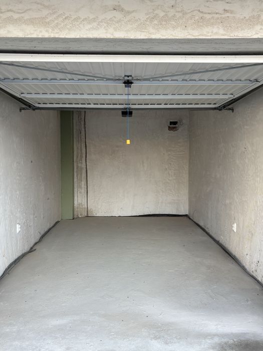 Гараж под наем в кв. Триъгълника София