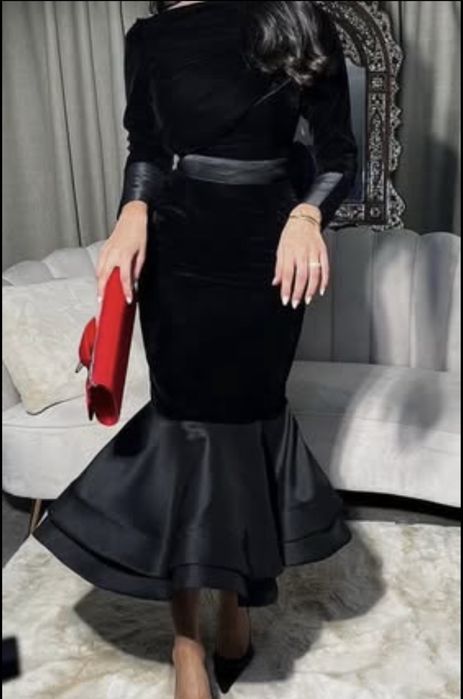 Rochie neagra catifea elastica