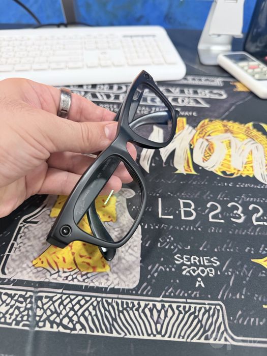 Rayban meta Gen 2 , Xamelion quyoshda qorayadi, matoviy qora