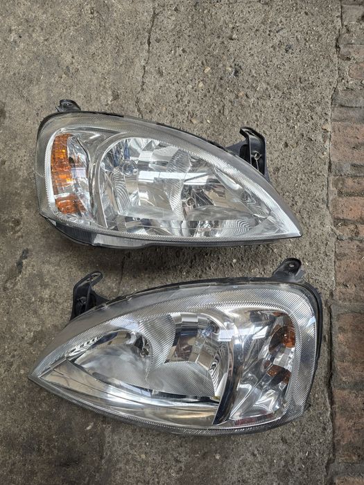 Фар ляв десен за Opel Combo / Corsa C / Комбо /;Корса Ц