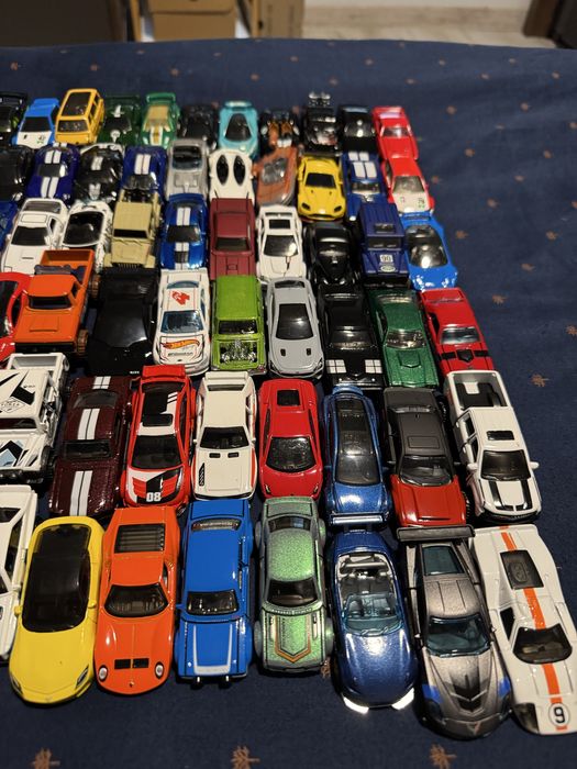 Hot Wheels колички