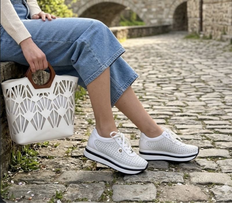 Обувки от естествена кожа (налични номера от 36-ти до 40-ти)