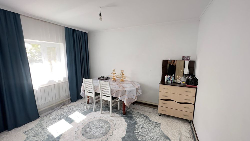 Продам 2 дома на одном участке