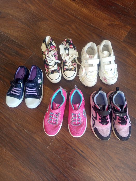 Детски обувки и сандали  35 номер по 5 лв