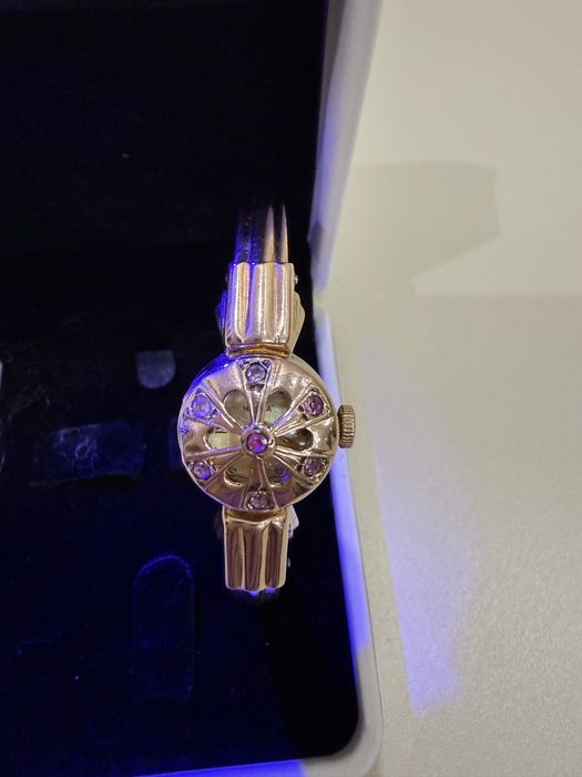 583 Чайка Тилла соат