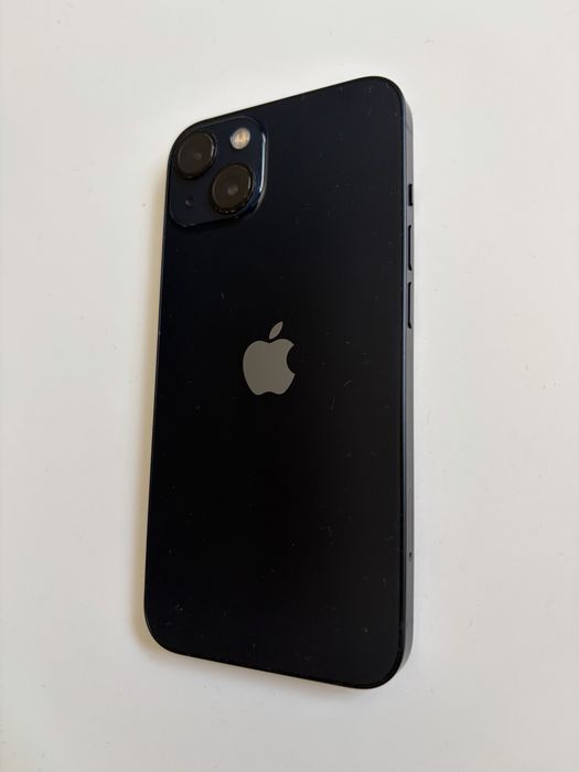 iPhone 13 128GB Midnight • Гаранция до 12.2027 • Без забележки