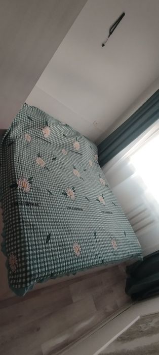 Двухспальной кровать