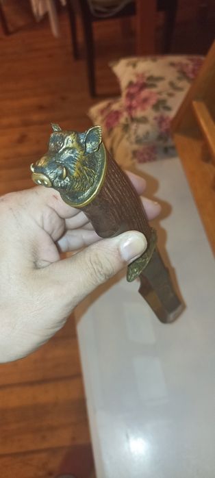 Ръчно изработен ловен нож