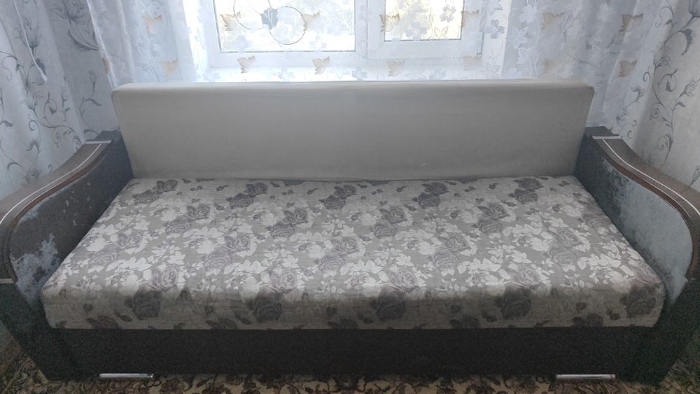 Продам диван б/у