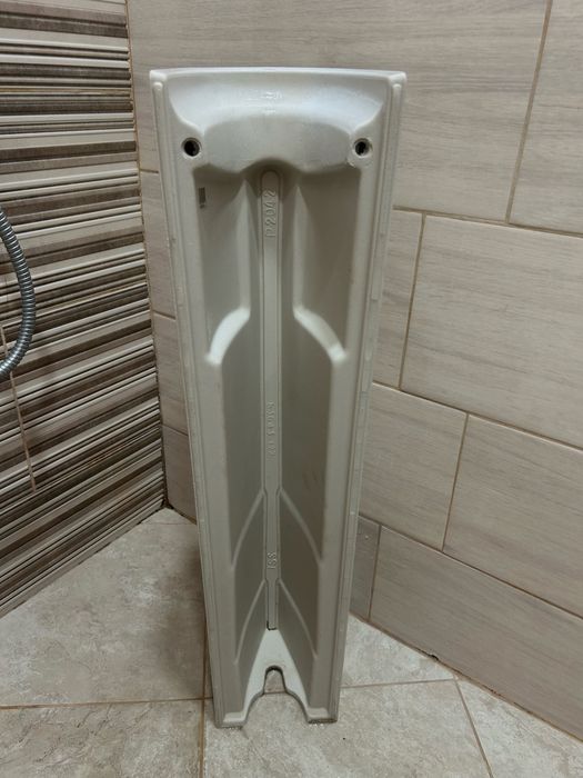 Неизползван ботуш за баня