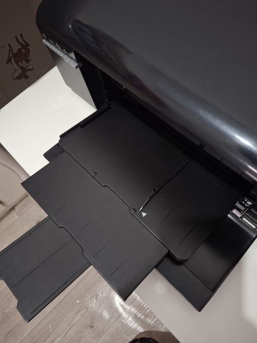 Epson L805 — на запчасти