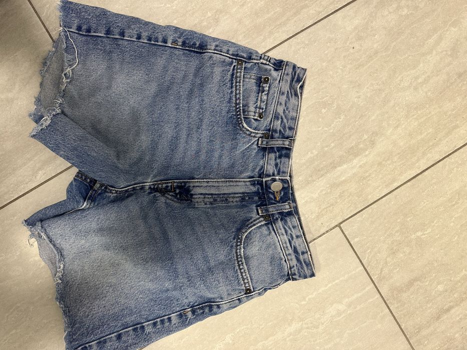 Къси панталони Pull&Bear, Bershka, Lc Waikiki