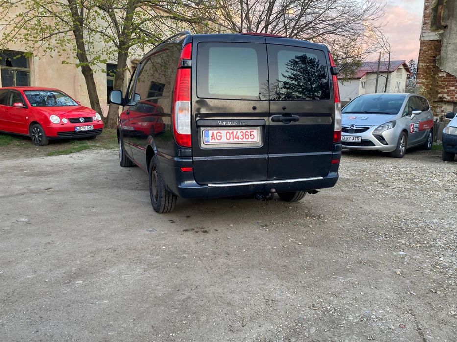 Vând mercedes vito