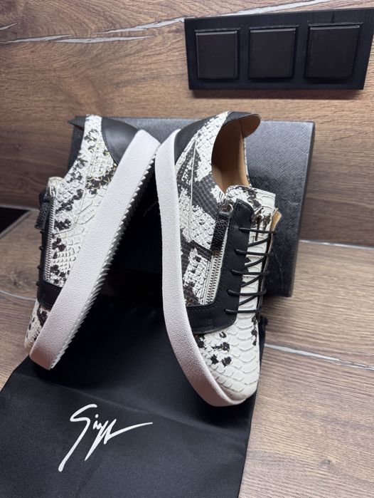 Мъжки обувки Giuseppe Zanotti