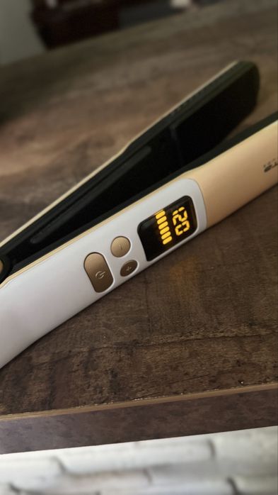 Выпрямитель волос Rowenta Attitude