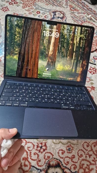 Macbook Air m2 2025