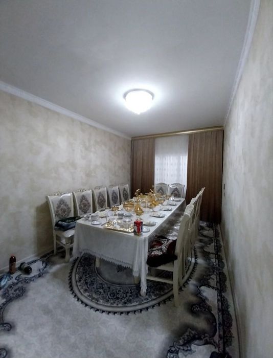 Продаётся стол стулья