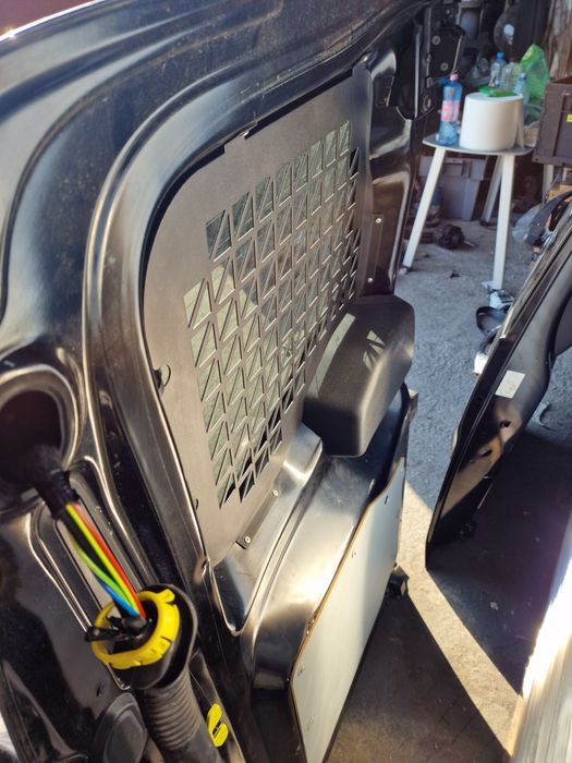 Usa usi spate stanga dreapta opel vivaro 2020 pe original