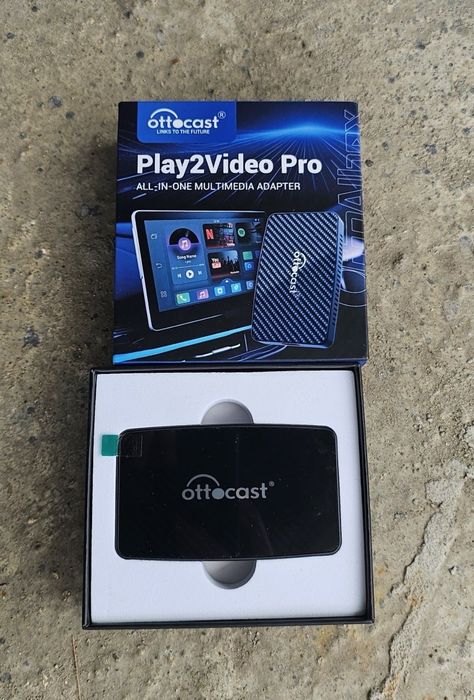 Ottocast Play2Video Pro Мултимедиен автомобил адаптер за