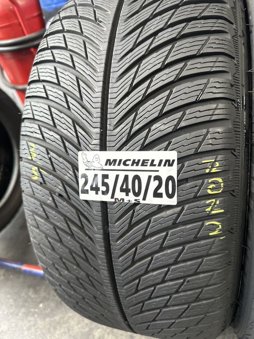 245/40/20 Michelin M+S