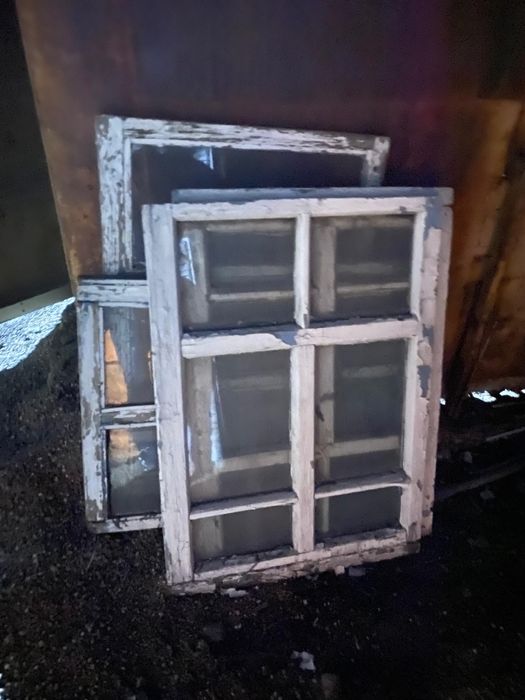 Отдам бесплатно рамы, окна под теплицу