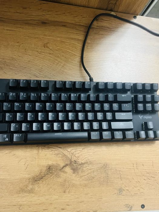 Продам Rapoo v500
