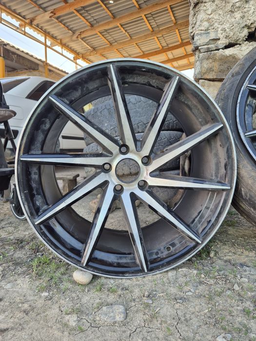 Диски R19 5-120 на БМВ