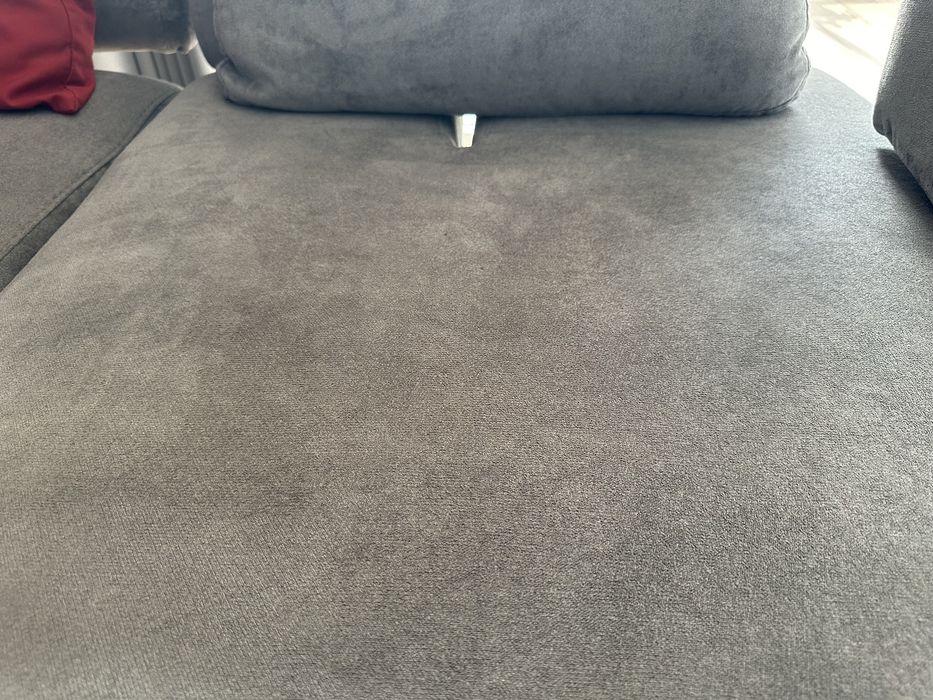 Много голям поръчков ъглов диван 2,70м х 2,20м