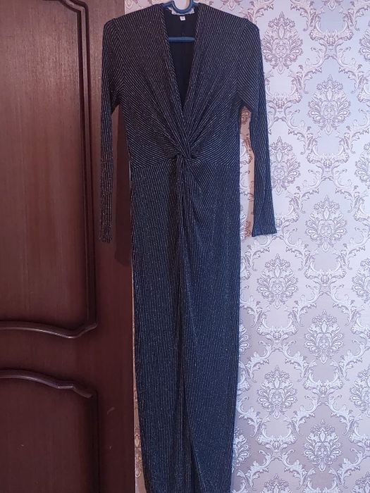 Продам вечерние платья