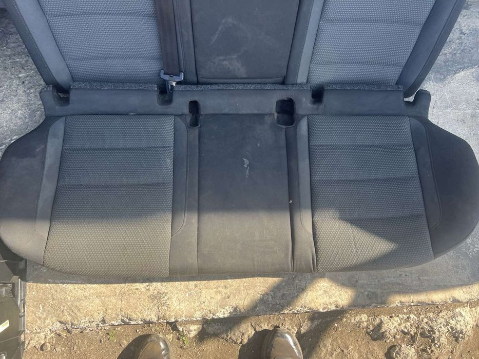 Запазен текстилен салон Golf 6 4 врати седалки Н683